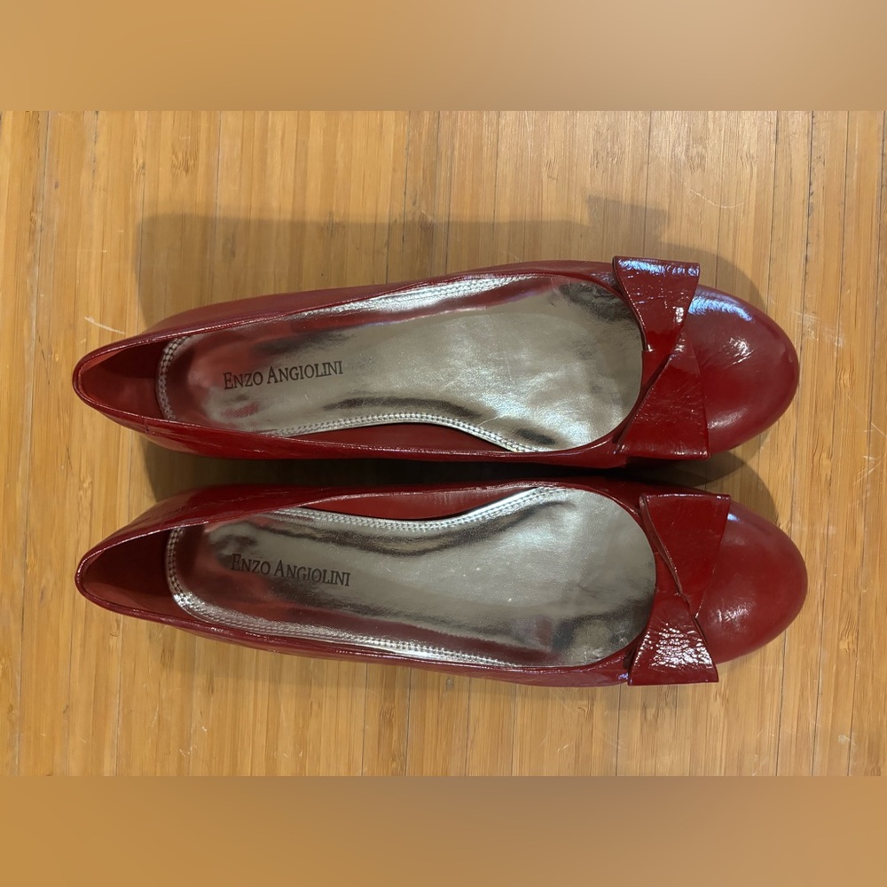 Enzo Angiolini Red Flats with Bow Detail